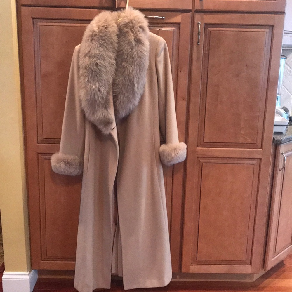 Full length coat with real fur